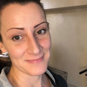 Meet your Posher, Laurie